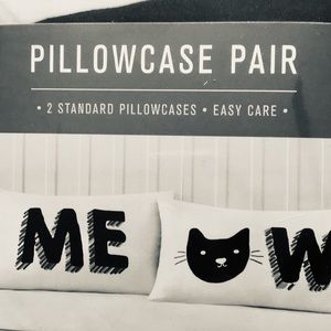 MEOW Pillowcase Pair